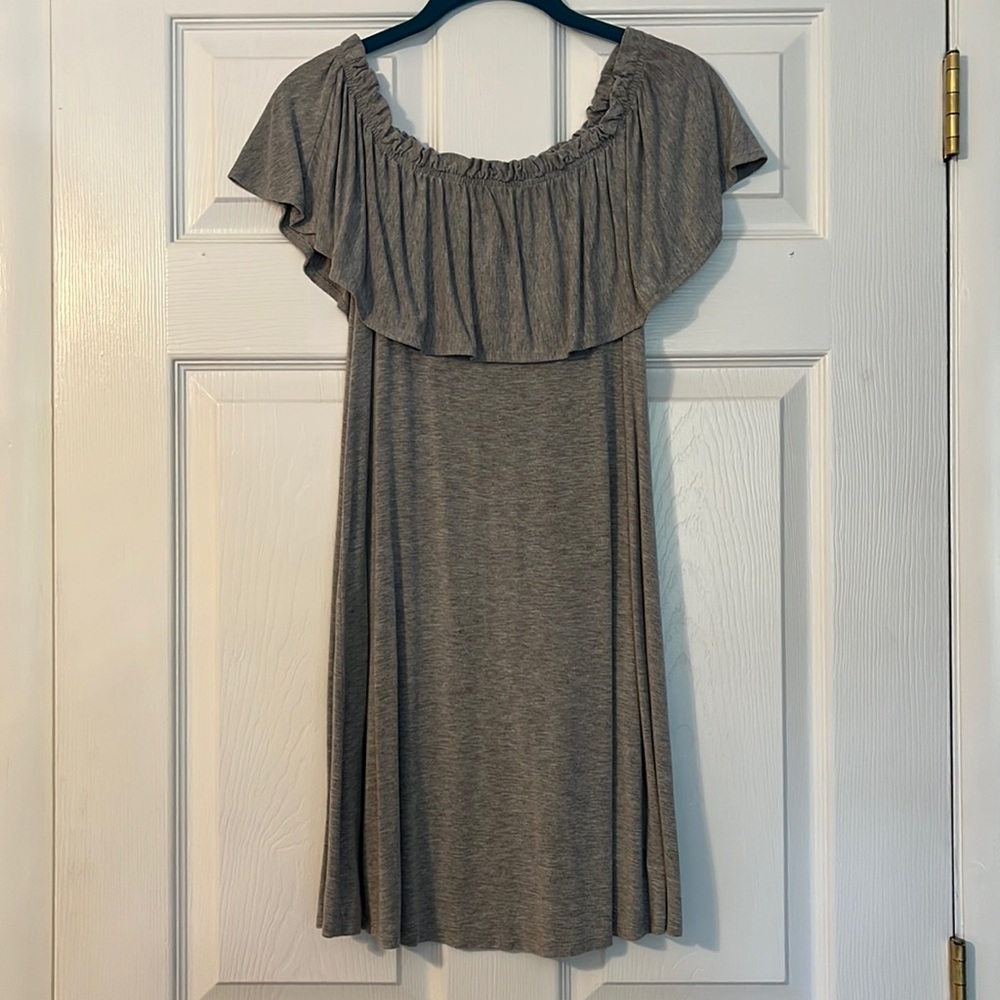 Abercrombie gray off the shoulder dress